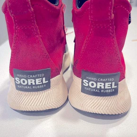 SOREL - Out and About Classic - Toddler 9 (runs small) - Picture 2 of 2